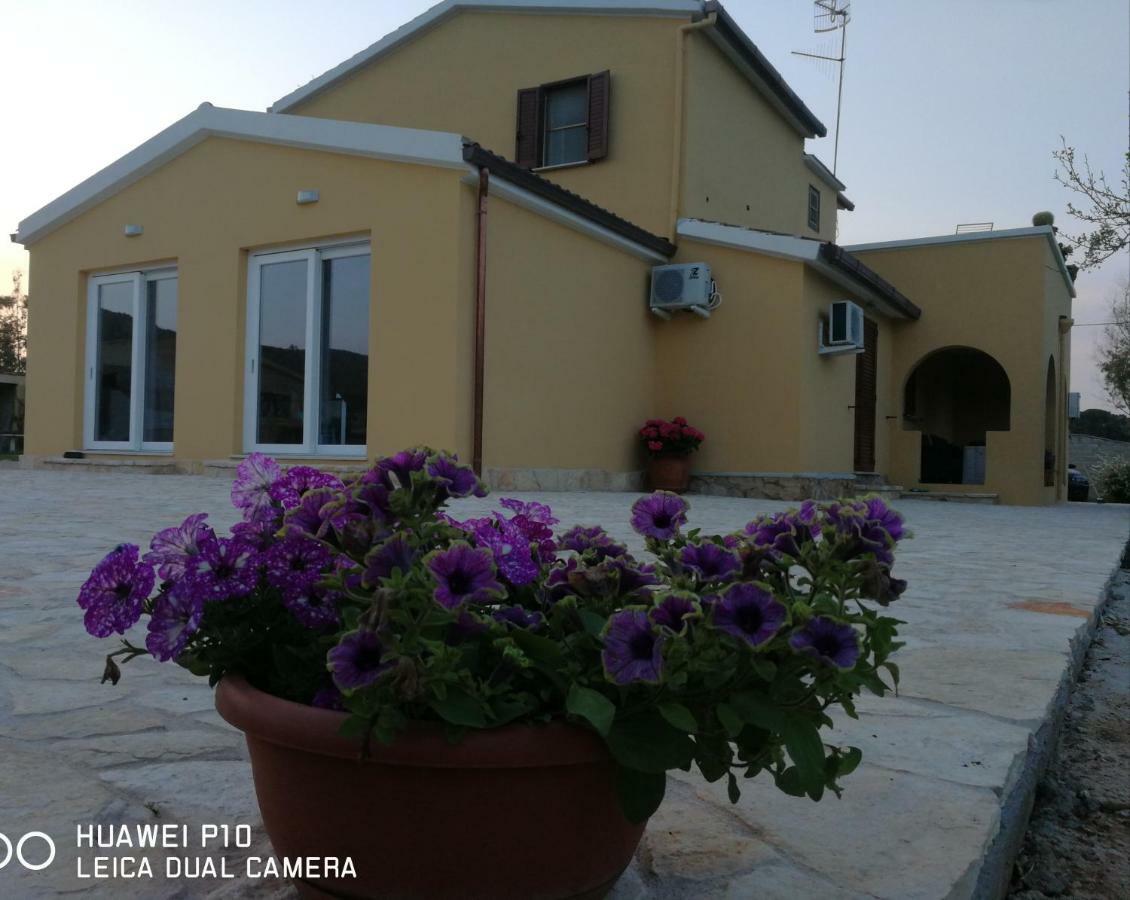 فيرتيليا B&B Fiori Di Pesco المظهر الخارجي الصورة