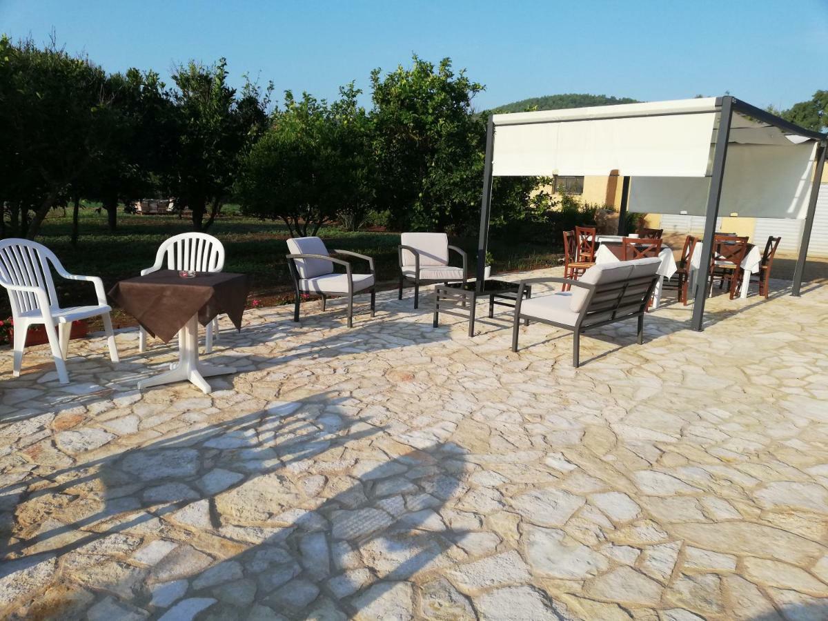 فيرتيليا B&B Fiori Di Pesco المظهر الخارجي الصورة